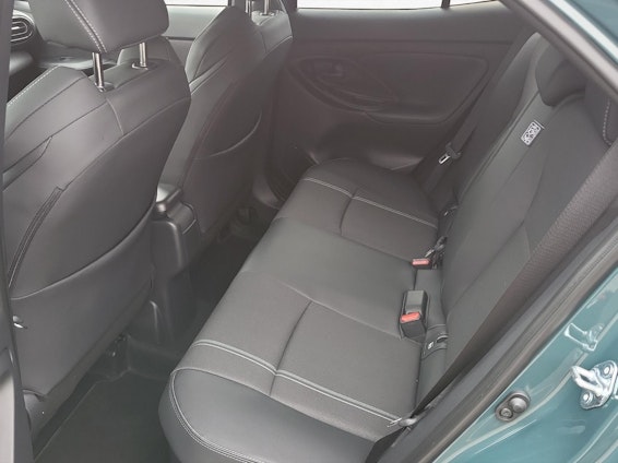 Vehicle image 14 Vehicle image 14