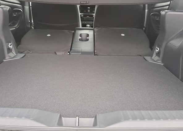 Vehicle image 16 Vehicle image 16