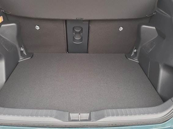 Vehicle image 15 Vehicle image 15