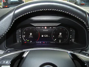 Škoda Karoq 1.5 TSI SportLine DSG