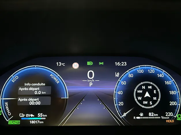 Suzuki Across 2.5 PHEV Compact Top 4x4
