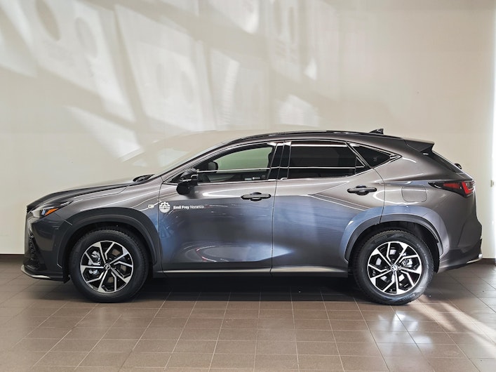 Vehicle image LEXUS NX