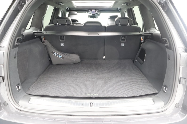 Vehicle image JEEP Grand Cherokee