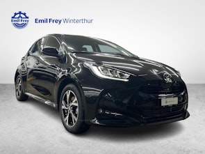 Vehicle image TOYOTA Yaris 1.5 VVT-i HSD Trend