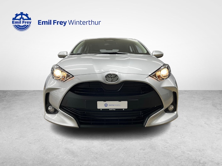Vehicle image TOYOTA YARIS