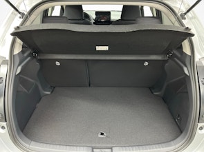 Vehicle image TOYOTA Yaris 1.5 VVT-i HSD Comfort