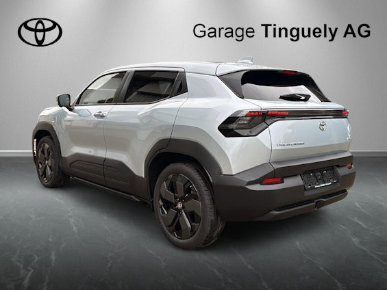 Vehicle image 5 Vehicle image 5