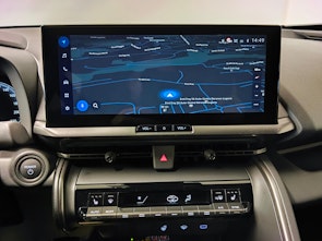 Vehicle image TOYOTA C-HR 2.0 PHEV Swiss Edition