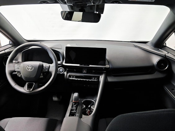 Vehicle image 6 Vehicle image 6