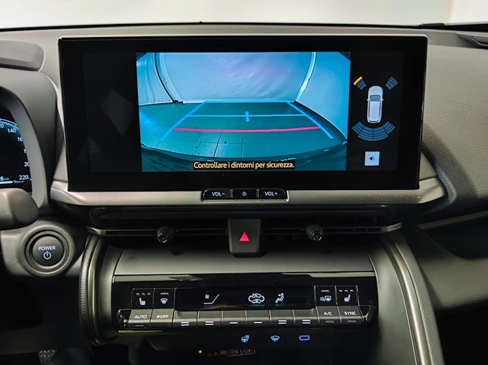 Vehicle image TOYOTA C-HR