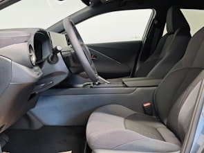 Vehicle image TOYOTA C-HR 2.0 PHEV Swiss Edition