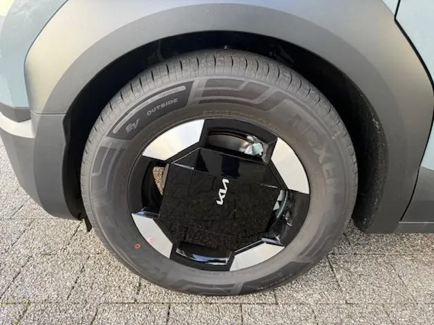 Kia PV5 Passenger 71.2 kWh Plus