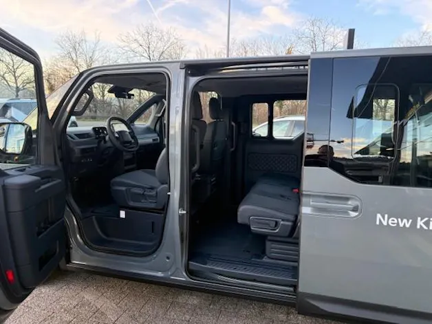 Kia PV5 Passenger 71.2 kWh Plus