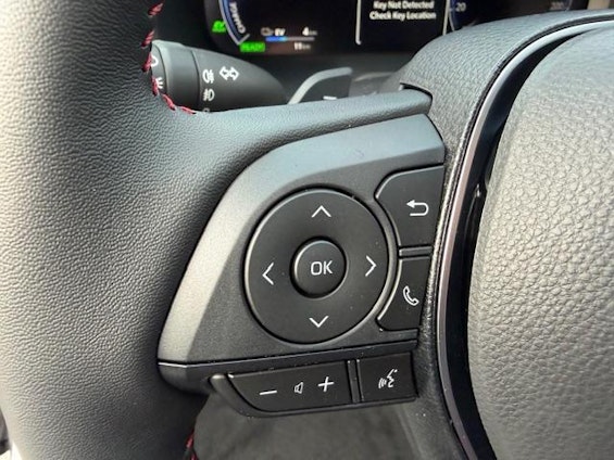 Vehicle image 18 Vehicle image 18