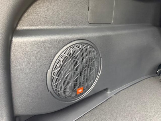 Vehicle image 11 Vehicle image 11