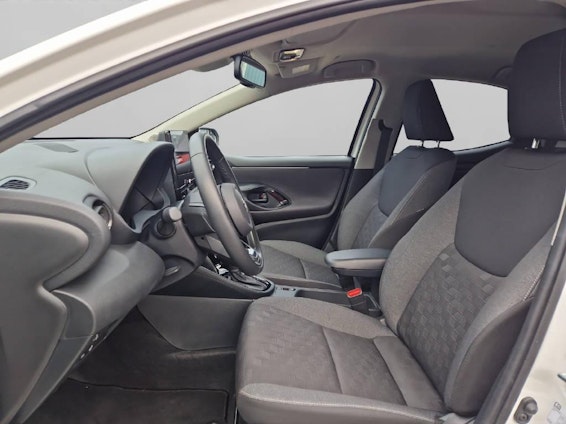 Vehicle image 8 Vehicle image 8