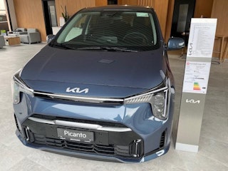 Vehicle placeholder image Vehicle placeholder image