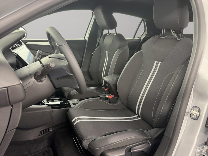 Vehicle image OPEL CORSA