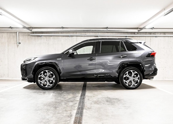 Vehicle image 3 Vehicle image 3