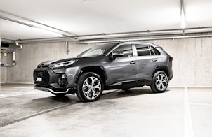 Vehicle image SUZUKI Across 2.5 PHEV Compact Top 4x4