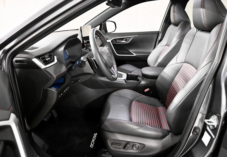 Vehicle image SUZUKI ACROSS