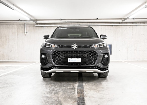 Vehicle image 14 Vehicle image 14