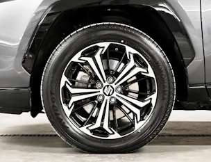 Suzuki Across 2.5 PHEV Compact Top 4x4