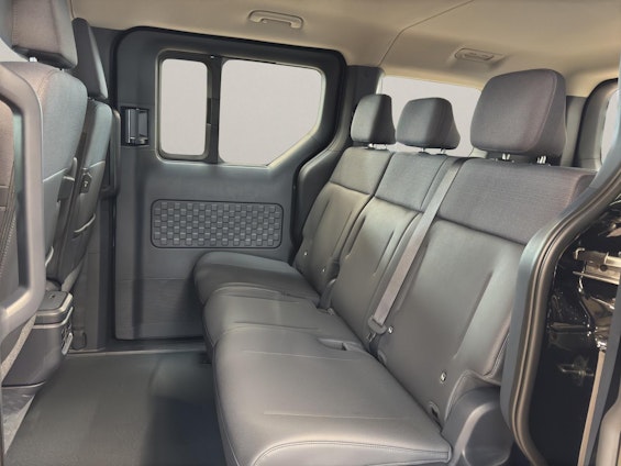 Vehicle image 11 Vehicle image 11