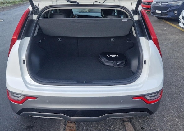 Vehicle image 4 Vehicle image 4