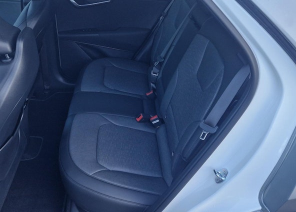 Vehicle image 18 Vehicle image 18