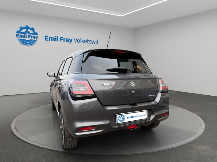 Vehicle image SUZUKI SWIFT