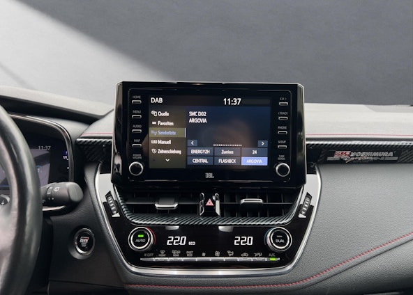 Vehicle image 5 Vehicle image 5