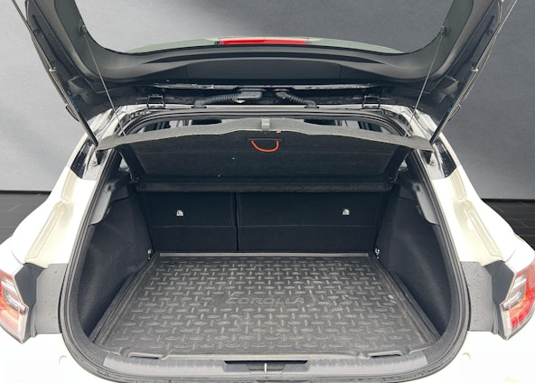 Vehicle image 10 Vehicle image 10