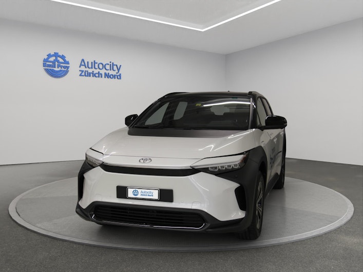 Vehicle image TOYOTA BZ4X