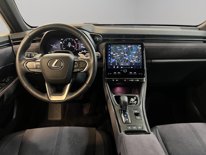 Vehicle image LEXUS LBX