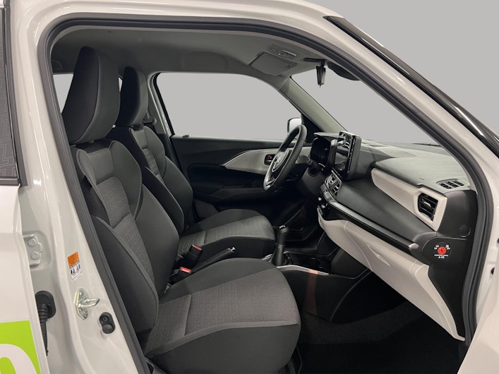 Vehicle image SUZUKI SWIFT