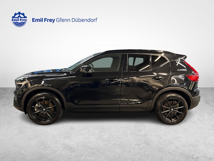 Vehicle image VOLVO XC40
