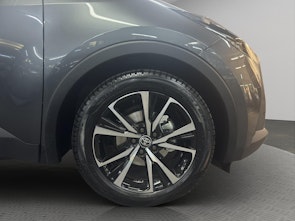 Vehicle image TOYOTA C-HR 1.8 HEV Trend