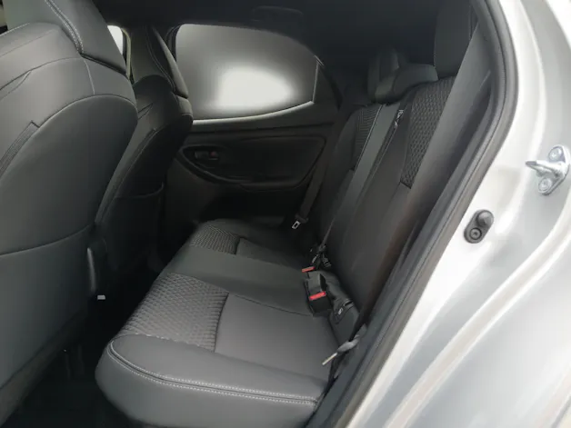 Toyota Yaris 1.5 VVT-i HSD Premium