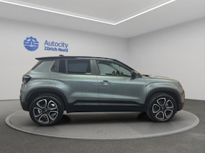 Vehicle image JEEP Avenger Summit