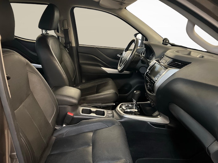 Vehicle image RENAULT ALASKAN