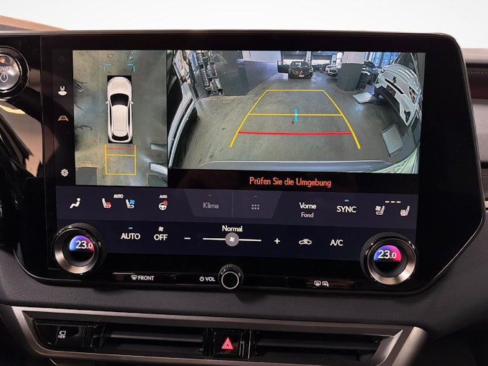 Vehicle image LEXUS RX