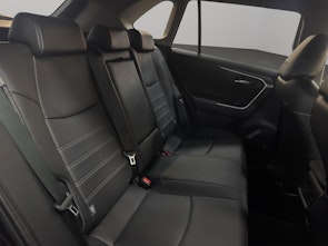 Vehicle image TOYOTA RAV4 2.5 HEV Premium