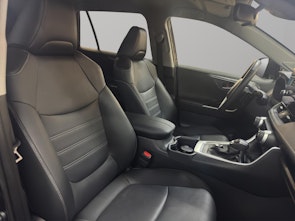 Vehicle image TOYOTA RAV4 2.5 HEV Premium