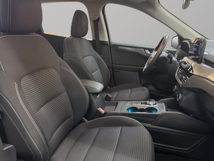 Vehicle image FORD KUGA