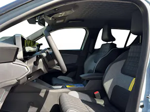 Renault R4 E-Tech Comfort Range iconic