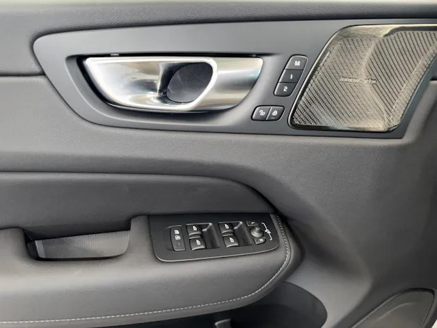 Volvo XC60 2.0 T6 TE Ultra Dark eAWD