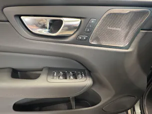 Volvo XC60 2.0 T8 TE Ultra Dark eAWD