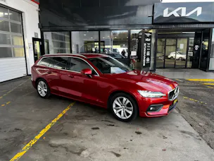 Volvo V60 2.0 D4 Momentum AWD