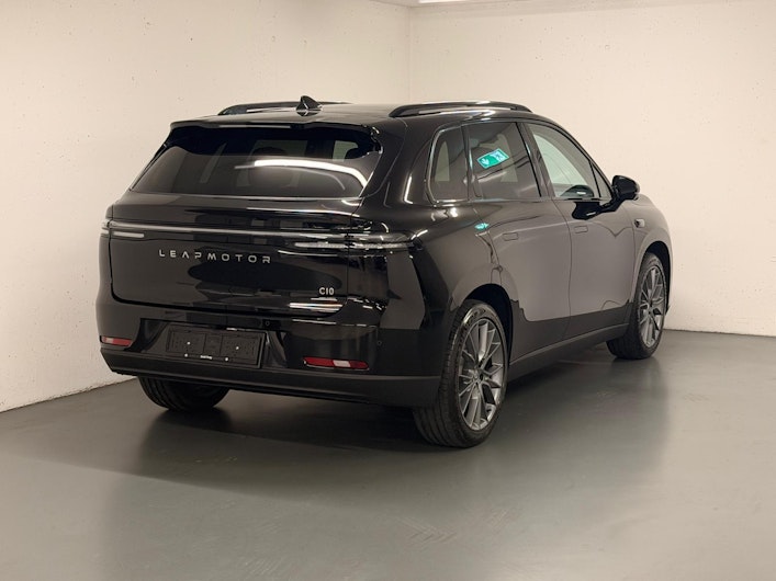 Vehicle image LEAPMOTOR C10